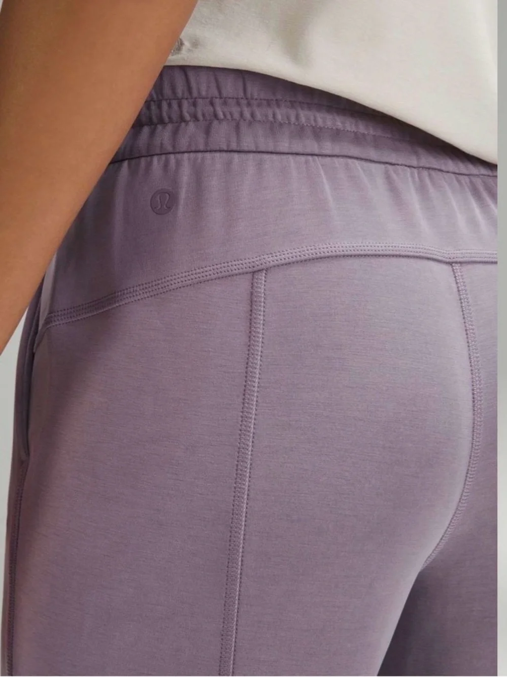 Lululemon Softstreme High-Rise Straight-Leg Cropped Pant